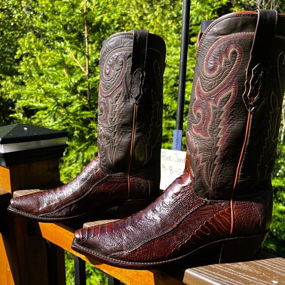 Lucchese 1883 Reddish Brown Ostrich Leg in a Snip Toe & Men's Size 8.5D - Picture 4 of 10